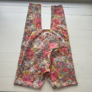 LULULEMON Align High Rise Size 2, Inflorescence Floral Multi Color